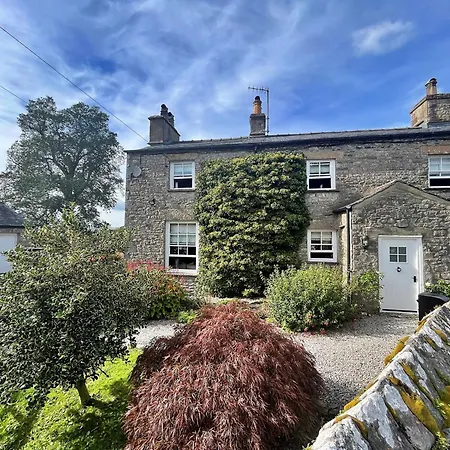 4 Bedroom Country For Ideal Getaway Nyaraló *
