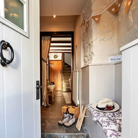 4 Bedroom Country For Ideal Getaway Kirkby Lonsdale